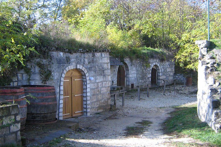 nyakas pince gallery image 1